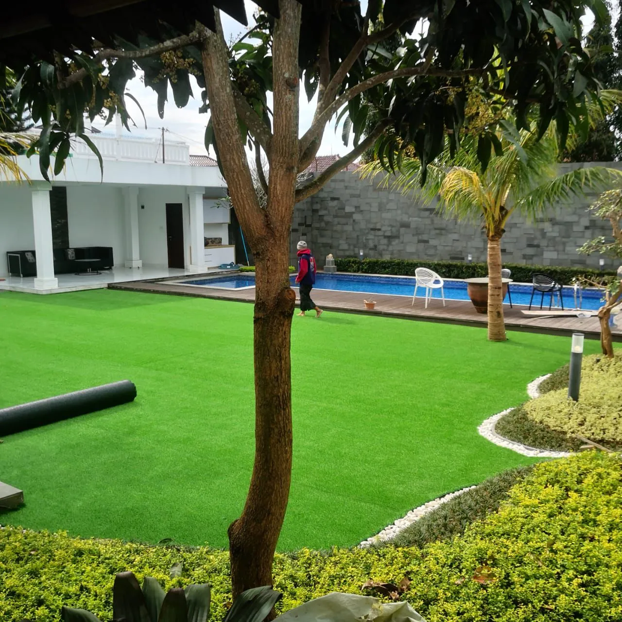 rumput sintetis taman